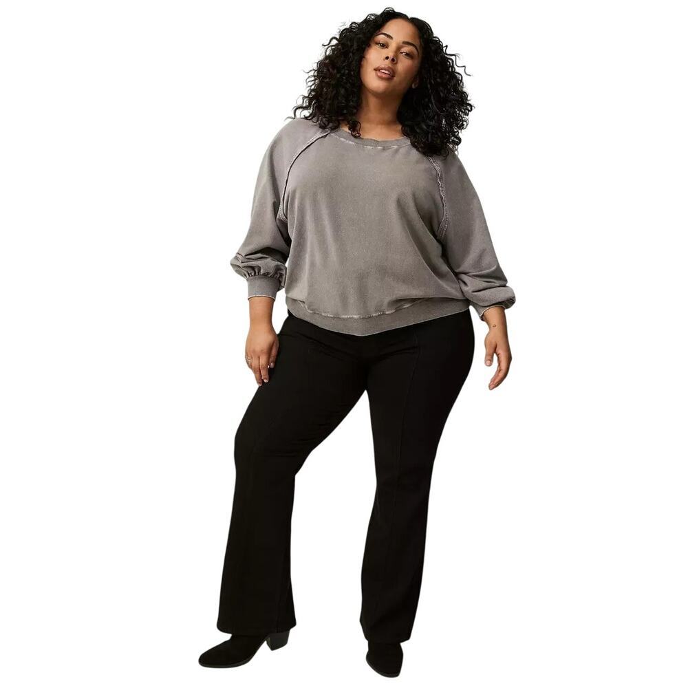 NWT Torrid Crew Neck Relaxed Long Sleeve Sweatshirt Gray Size 3X